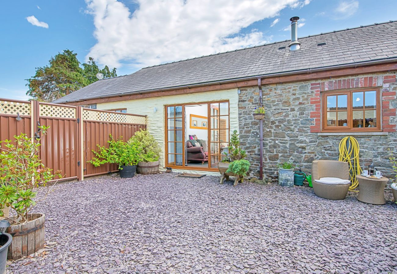 Cottage in Cardigan - Yr Hen Llaethdy