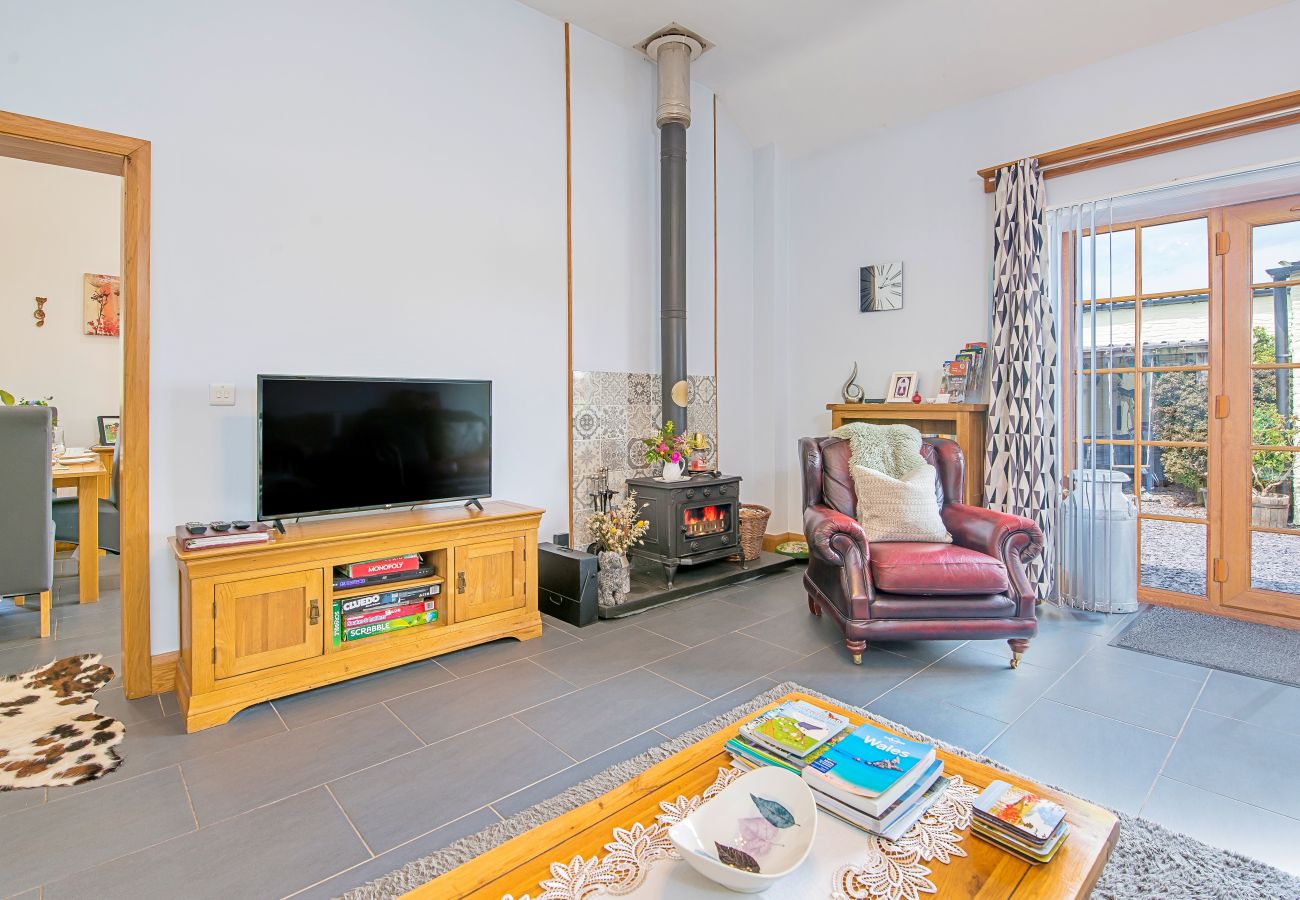 Cottage in Cardigan - Yr Hen Llaethdy
