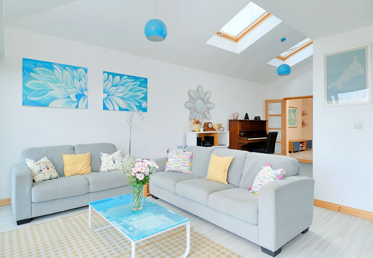 House in Falmouth - Lansdowne