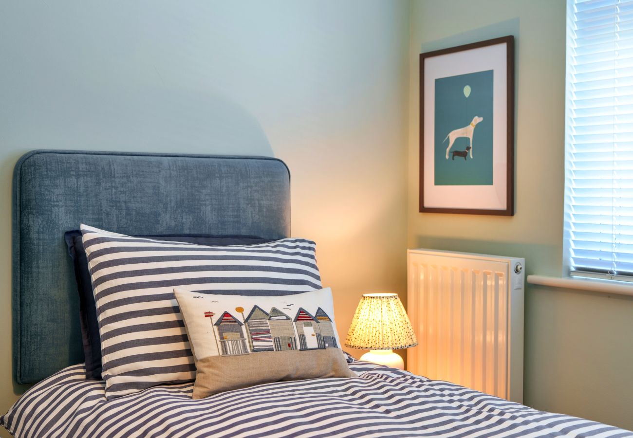 Bungalow in Salcombe - Paw's Rest