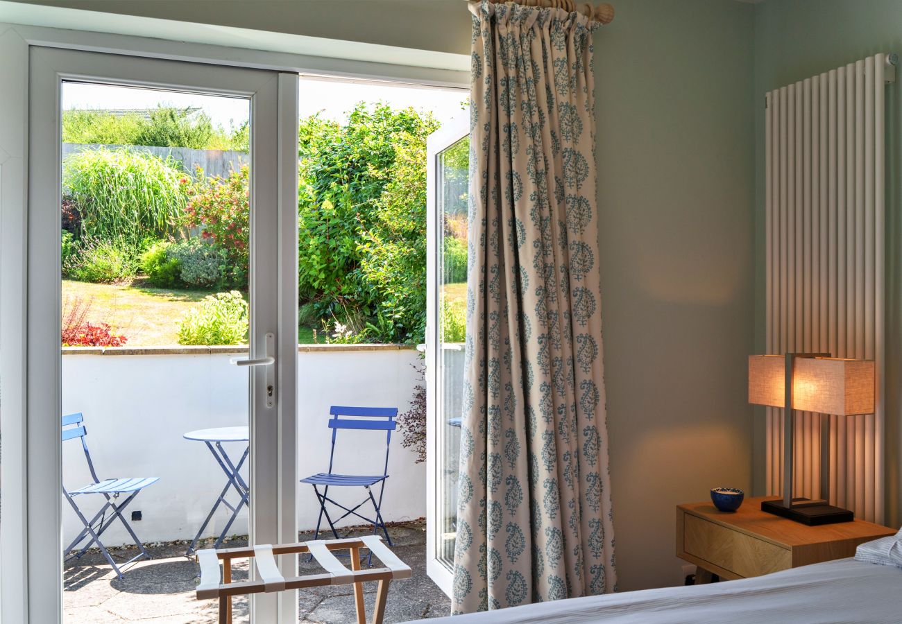 Bungalow in Salcombe - Paw's Rest