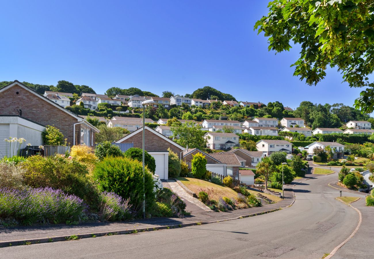 Bungalow in Salcombe - Paw's Rest