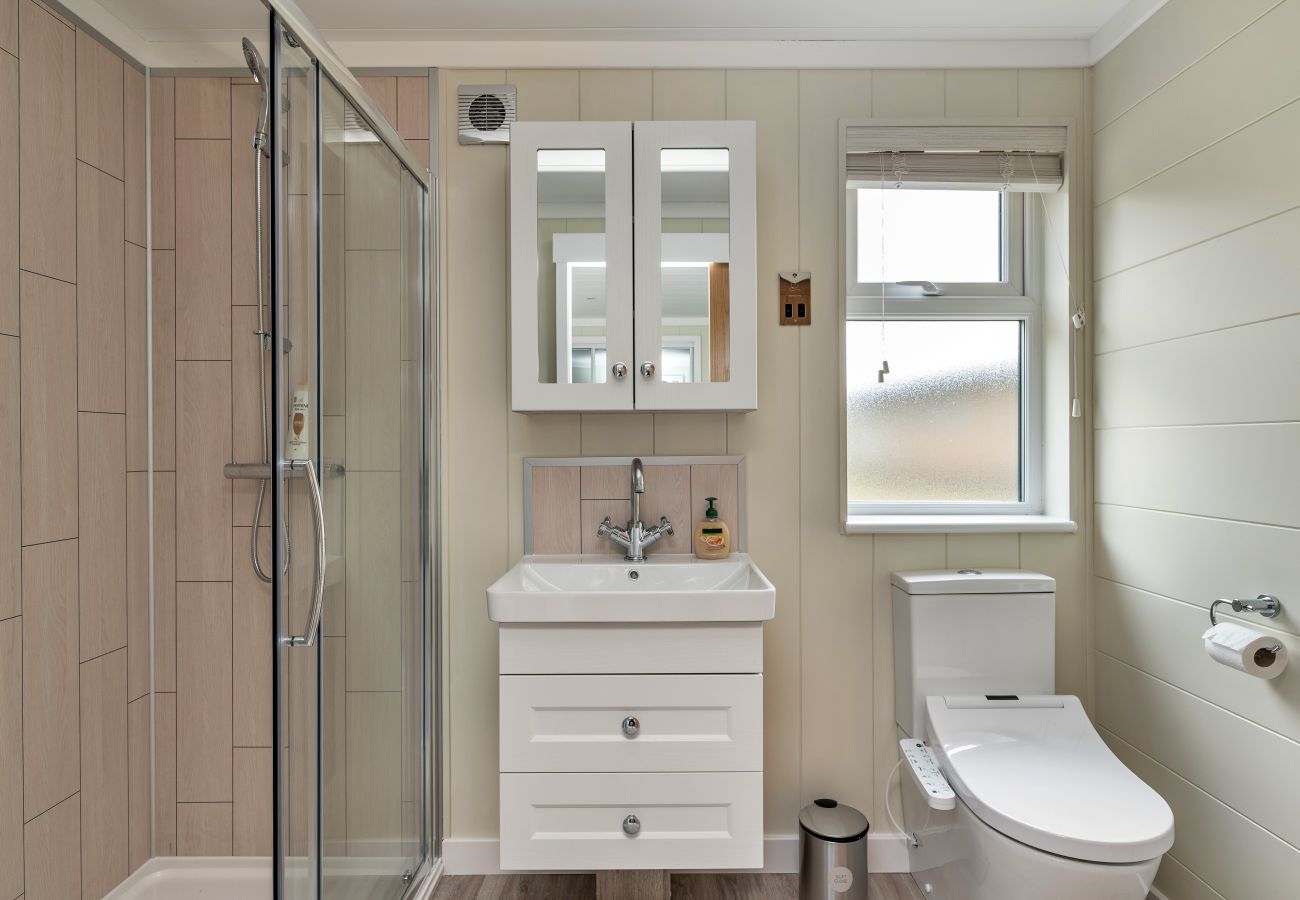Chalet in Bourn - Cambridge Luxury Lodge