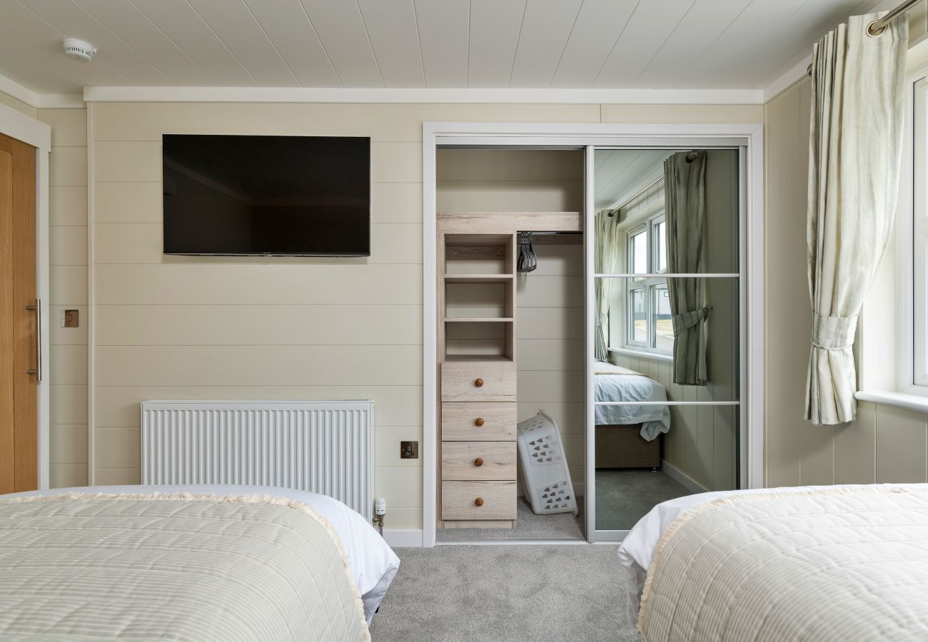 Chalet in Bourn - Cambridge Luxury Lodge