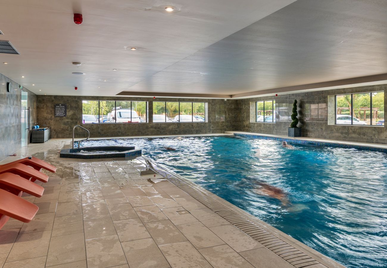 Chalet in Bourn - Cambridge Luxury Lodge