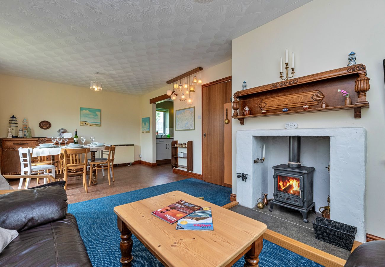 Bungalow in Amlwch - Nant Y Mynydd
