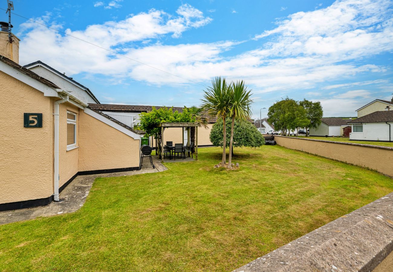 Bungalow in Amlwch - Nant Y Mynydd