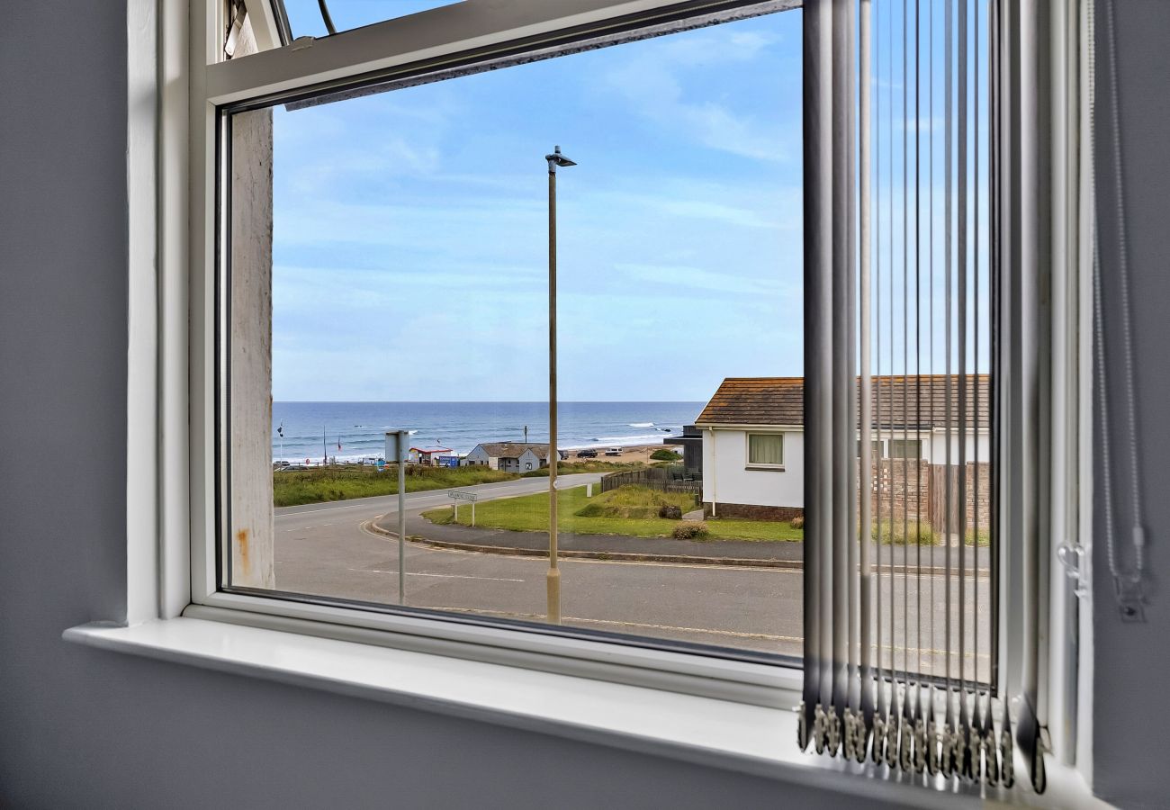 Bungalow in Widemouth Bay - Sea Thrift
