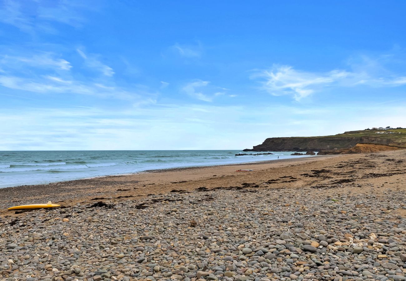Bungalow in Widemouth Bay - Sea Thrift