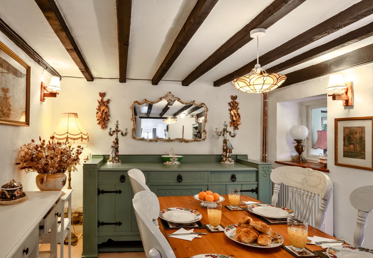 Cottage in Winkleigh - Wisteria Way