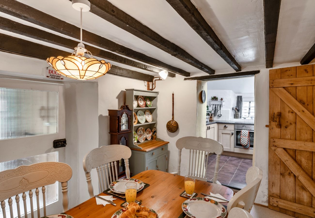 Cottage in Winkleigh - Wisteria Way