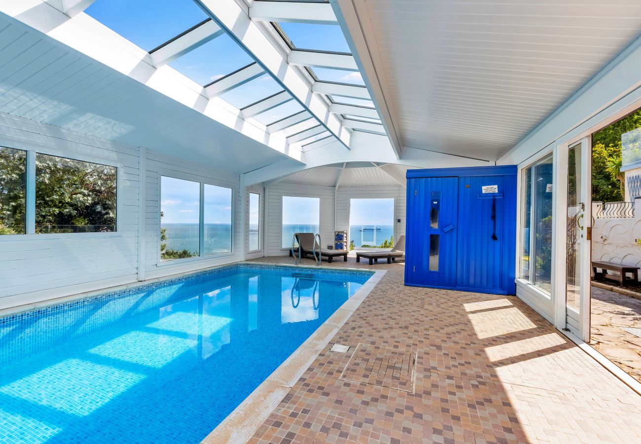 House in Torquay - Cliff Lodge