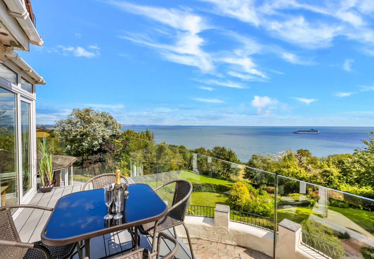 House in Torquay - Cliff Lodge