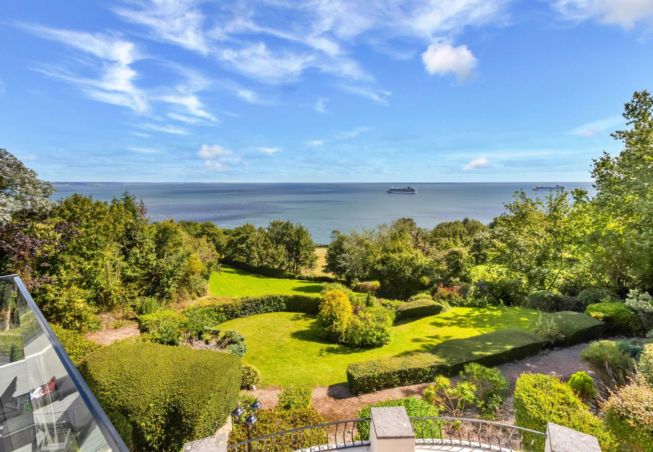 House in Torquay - Cliff Lodge