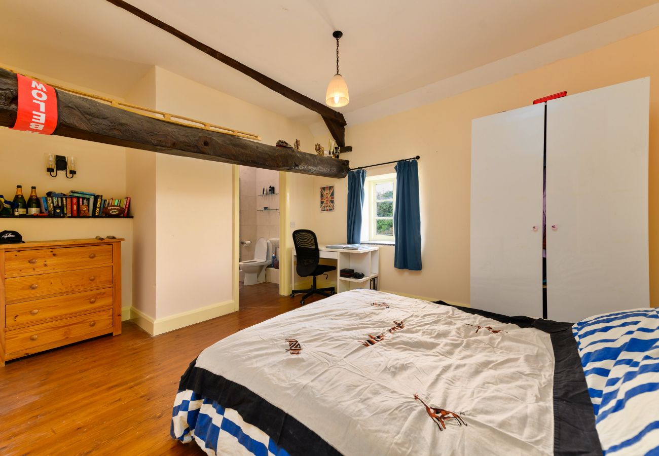 House in Monmouth - Bailey Glace Farmhouse