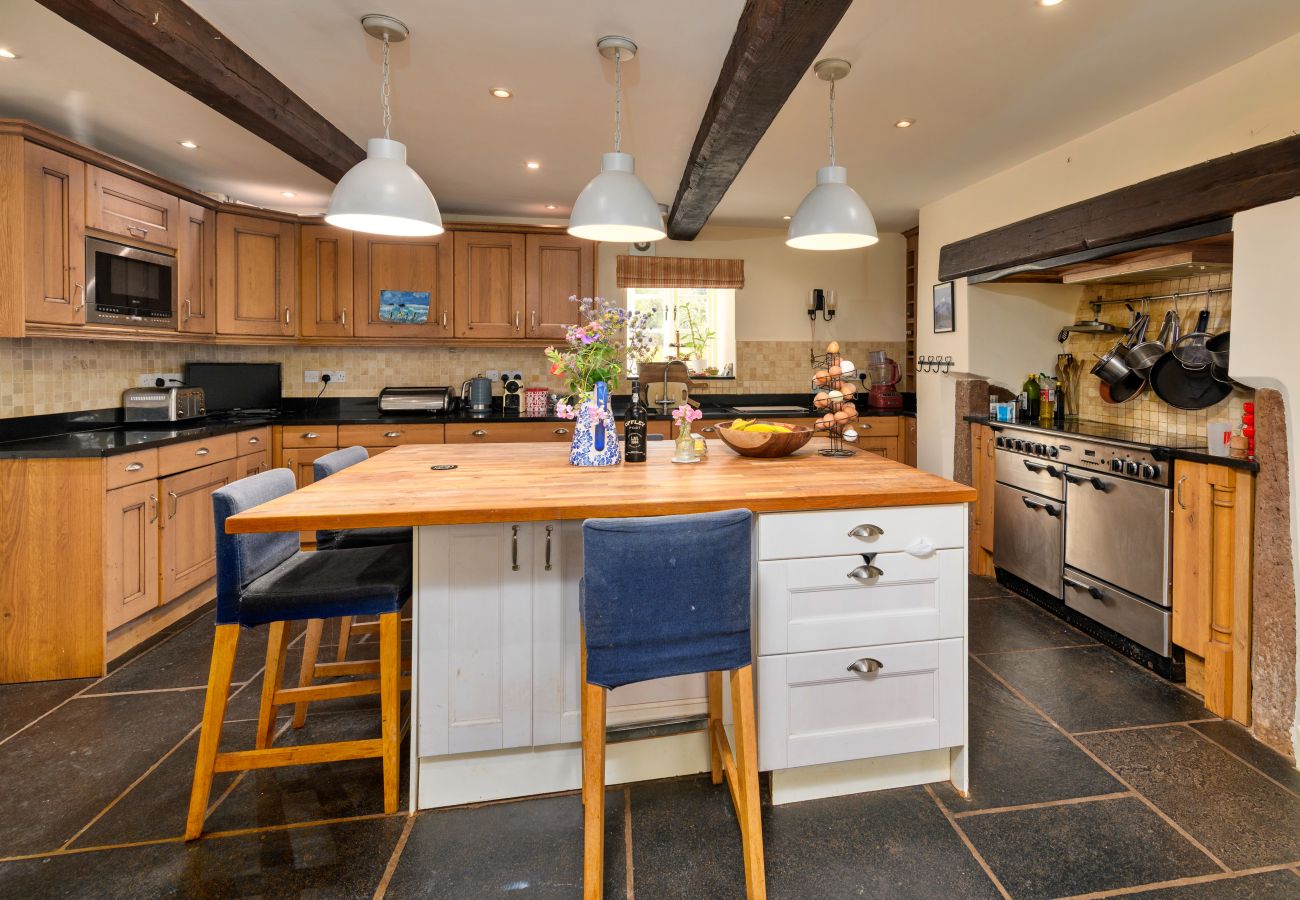 House in Monmouth - Bailey Glace Farmhouse