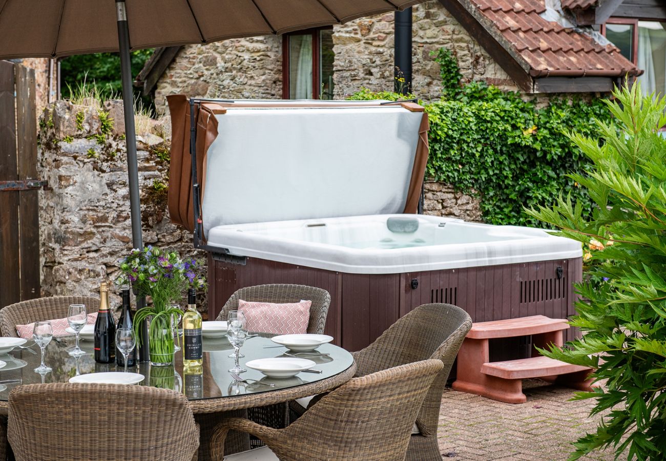 Cottage in Combe Martin - Coulscott House