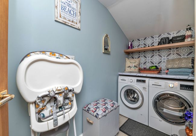 House in Caernarfon - Bryn Derfel House House in Caernarfon - Bryn Derfel House