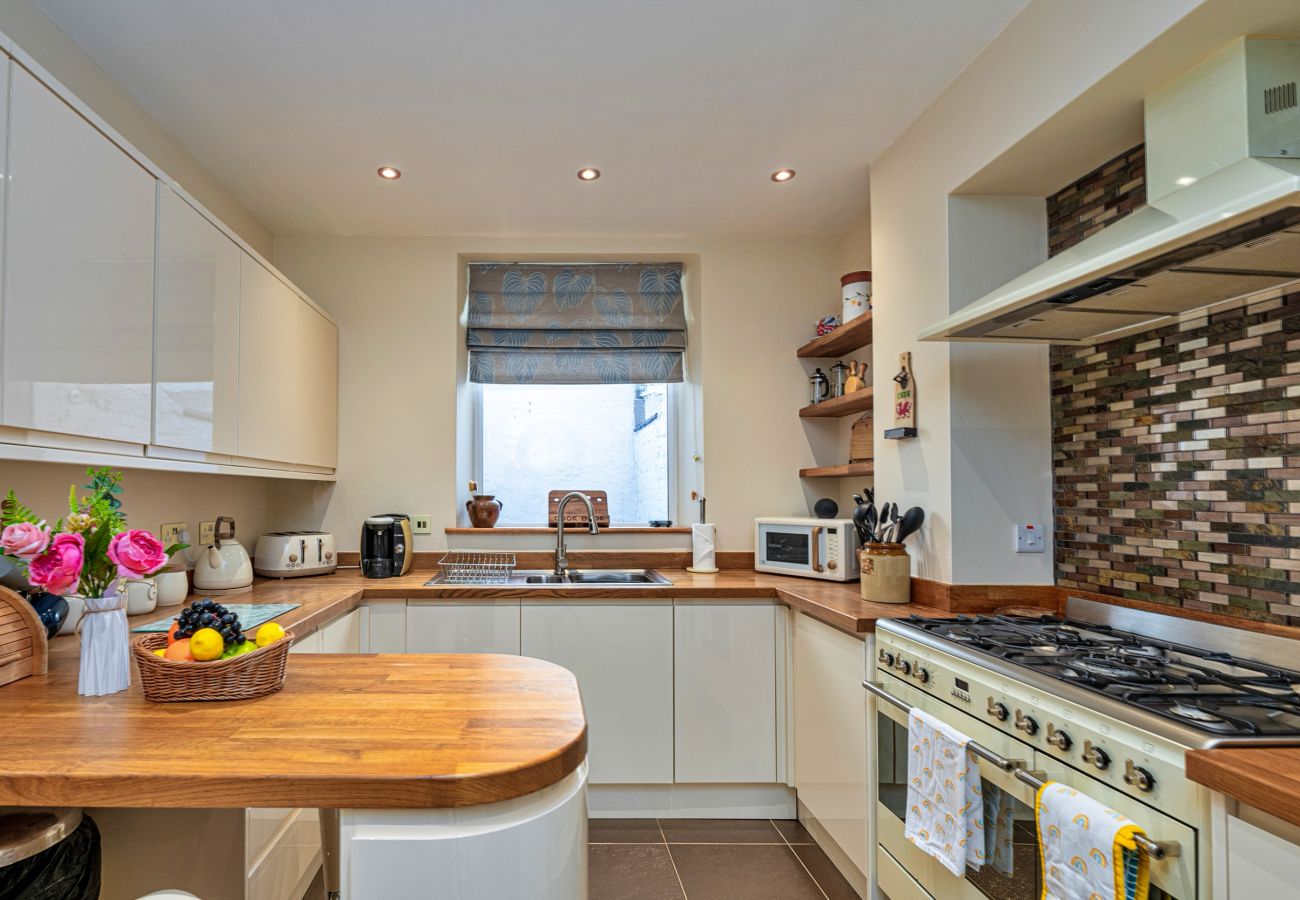 House in Caernarfon - Bryn Derfel House