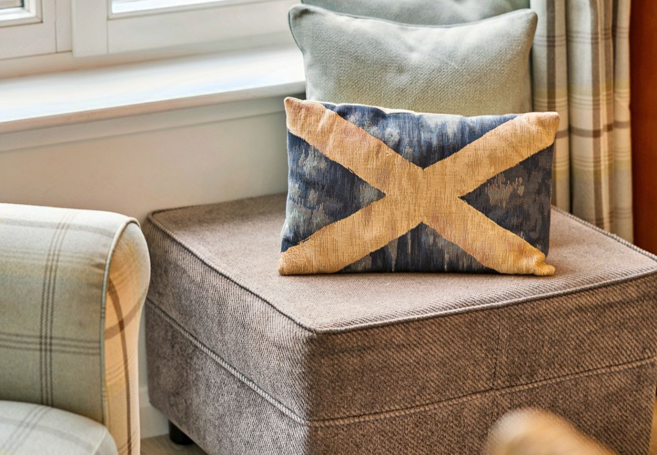 Apartment in Balloch - Riverside View