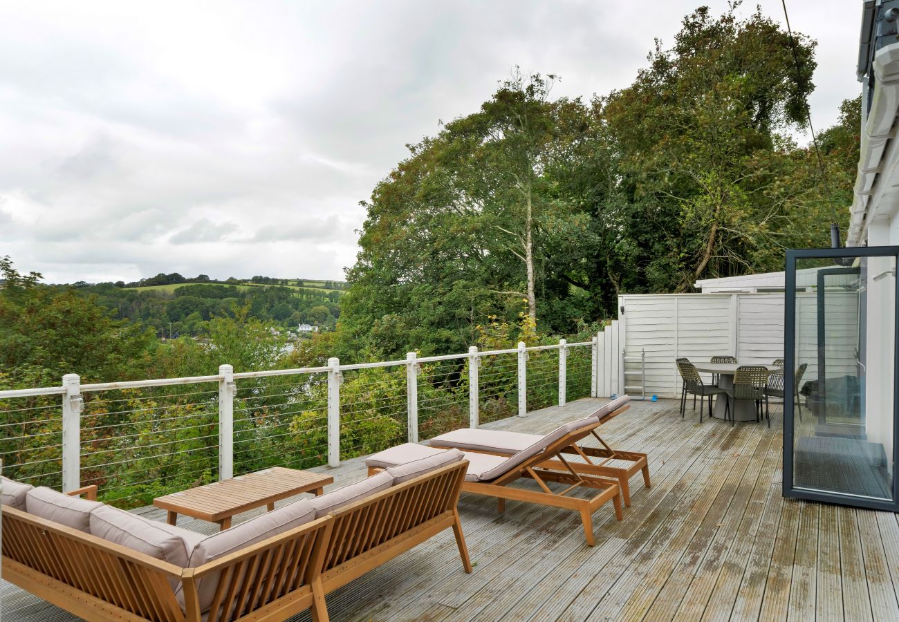 Cottage in Bodinnick - Three Quarter Cottage