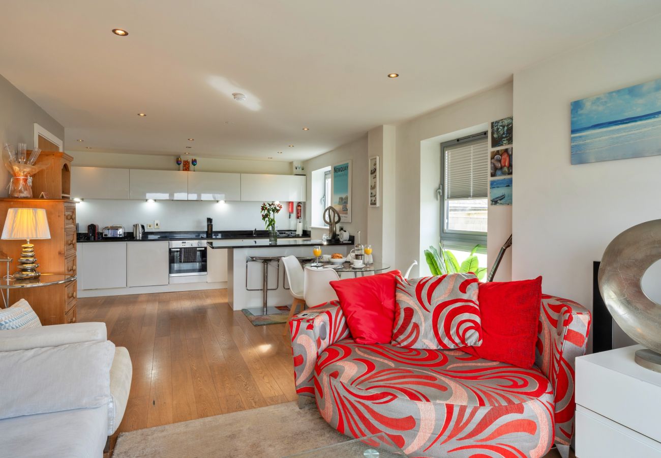 Apartment in Newquay - Lighthouse View