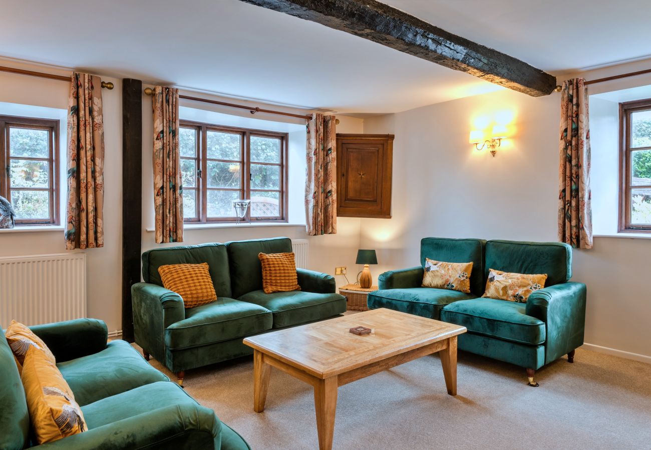 Cottage in Exbourne - Town Farm Cottage