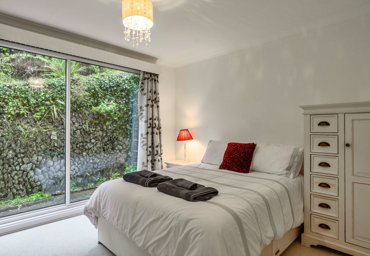 Apartment in Salcombe - Furzehill