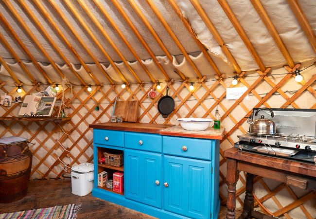 Chalet in Dolgellau - Pandy Traditional Yurt Chalet in Dolgellau - Pandy Traditional Yurt