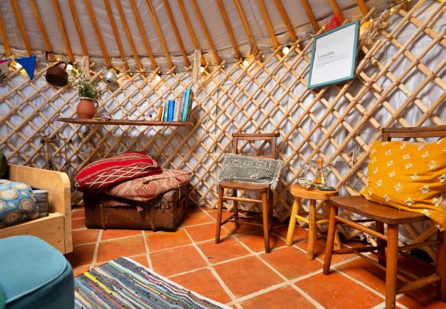 Chalet in Dolgellau - Pandy Mongolian Yurt Chalet in Dolgellau - Pandy Mongolian Yurt