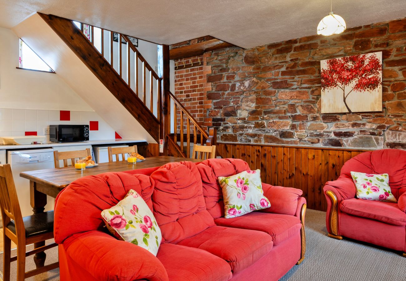 Cottage in Torrington - Old Nog Cottage, Stowford