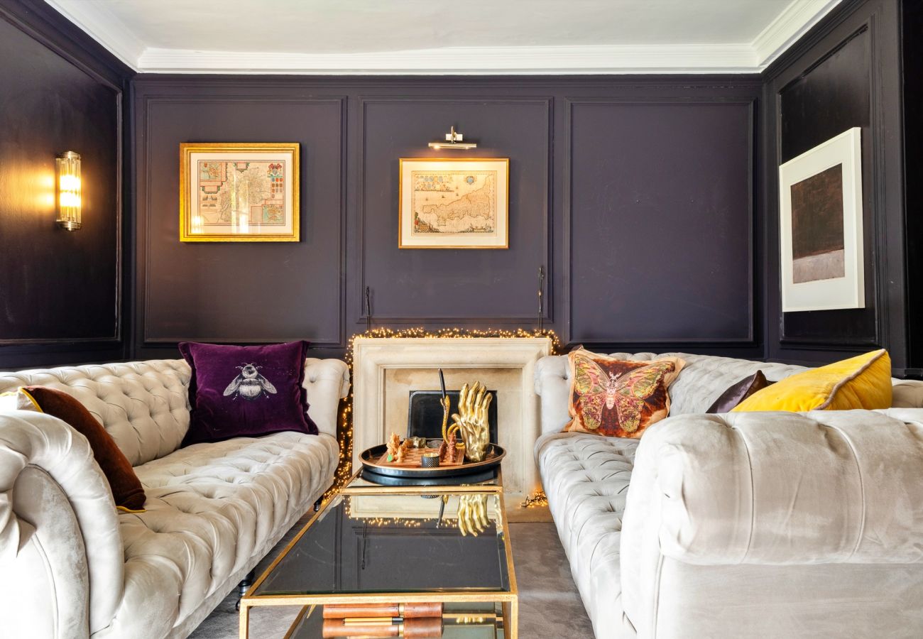 House in Lechlade - Morley House