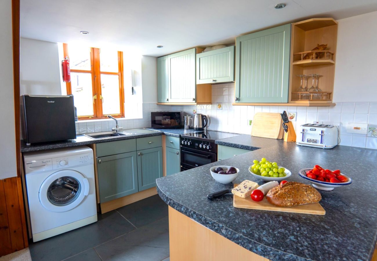 Cottage in Widemouth Bay - Fields Barn
