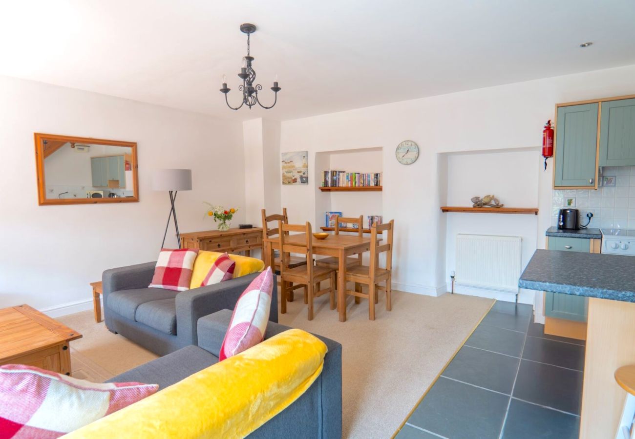 Cottage in Widemouth Bay - Rosemary Cottage