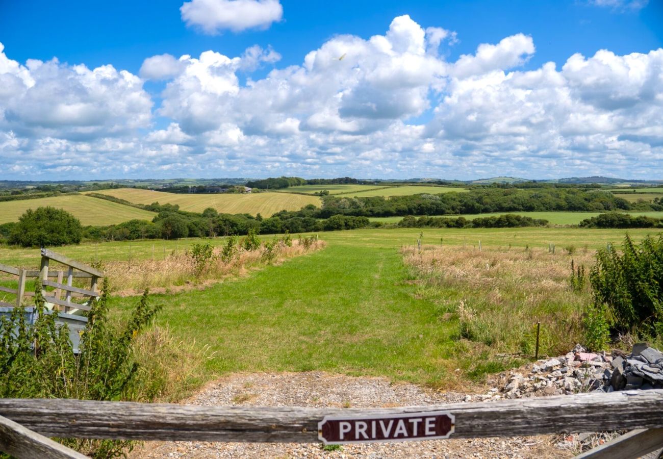Cottage in Widemouth Bay - Rosemary Cottage