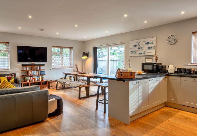 Bungalow in Widemouth Bay - Gwelmor