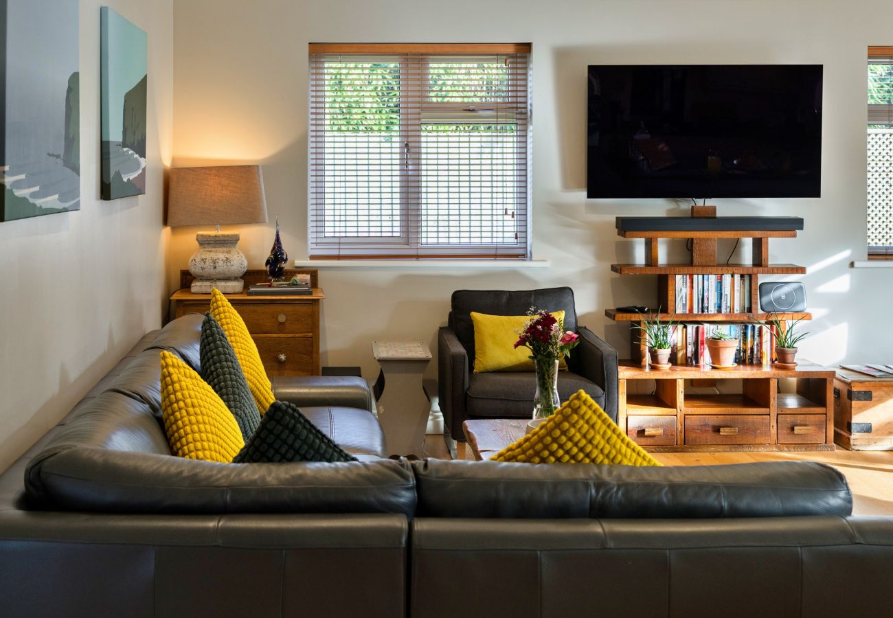 Bungalow in Widemouth Bay - Gwelmor