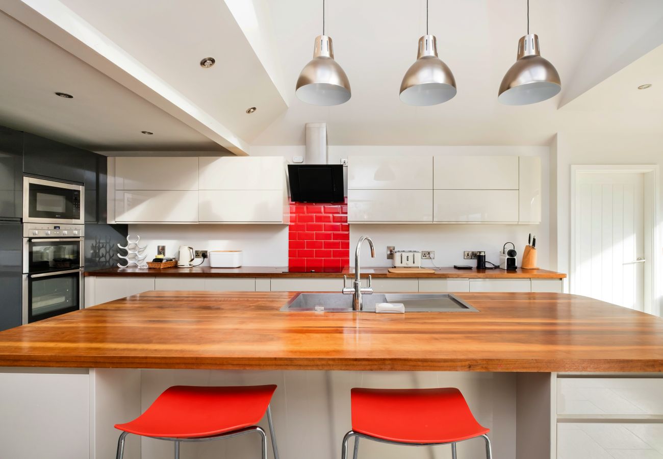 Bungalow in Harley - Yonder Castle Hill