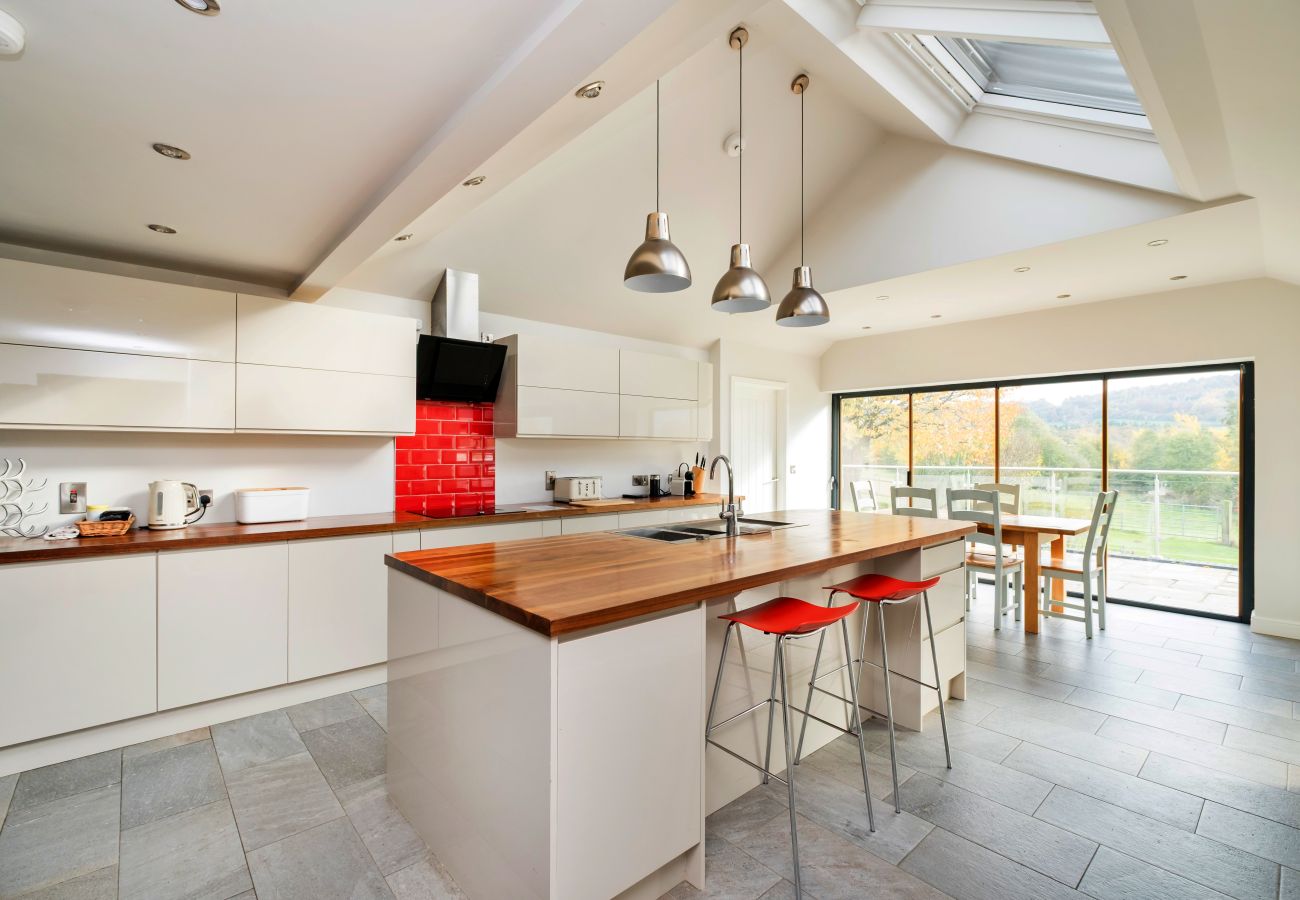 Bungalow in Harley - Yonder Castle Hill