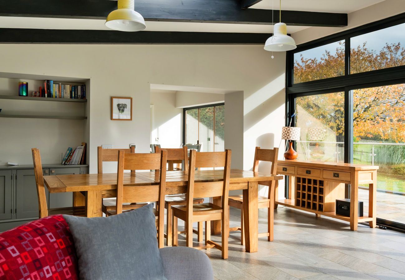 Bungalow in Harley - Yonder Castle Hill