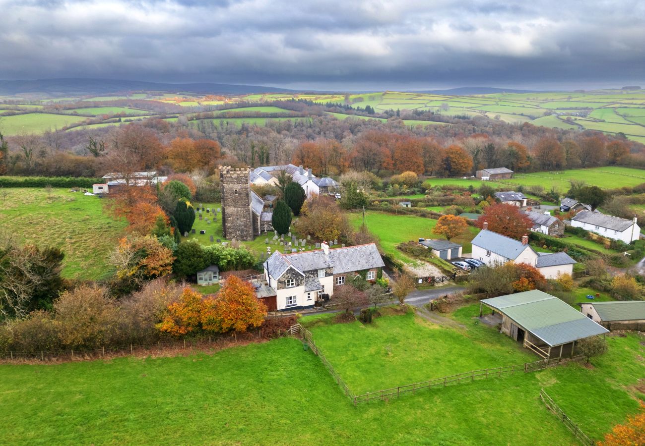 Cottage in Brayford - Church House Annexe
