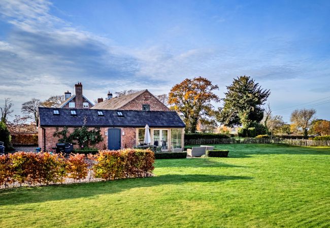 House in Whitchurch - The Coach House at Tybroughton