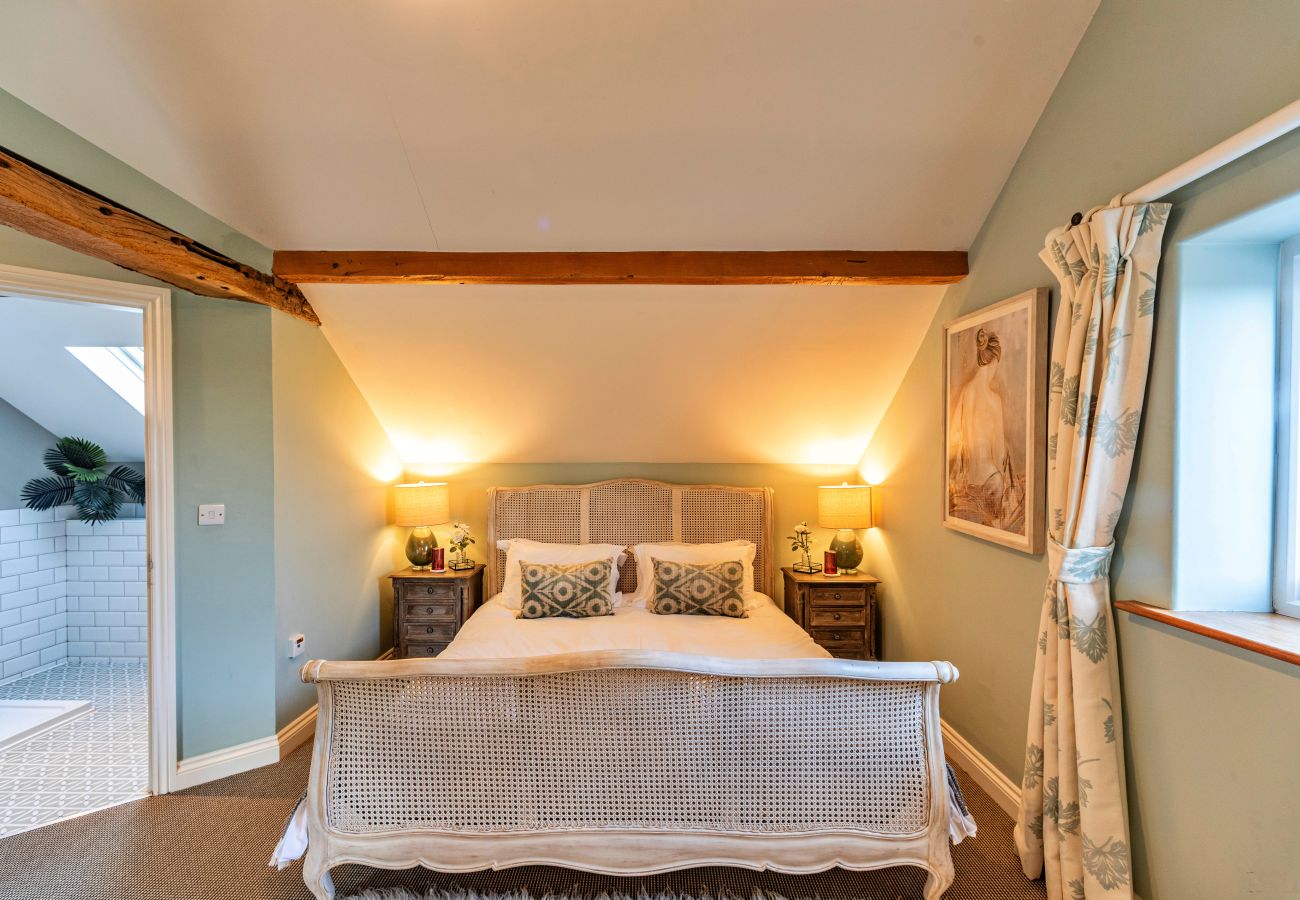 House in Whitchurch - The Coach House at Tybroughton