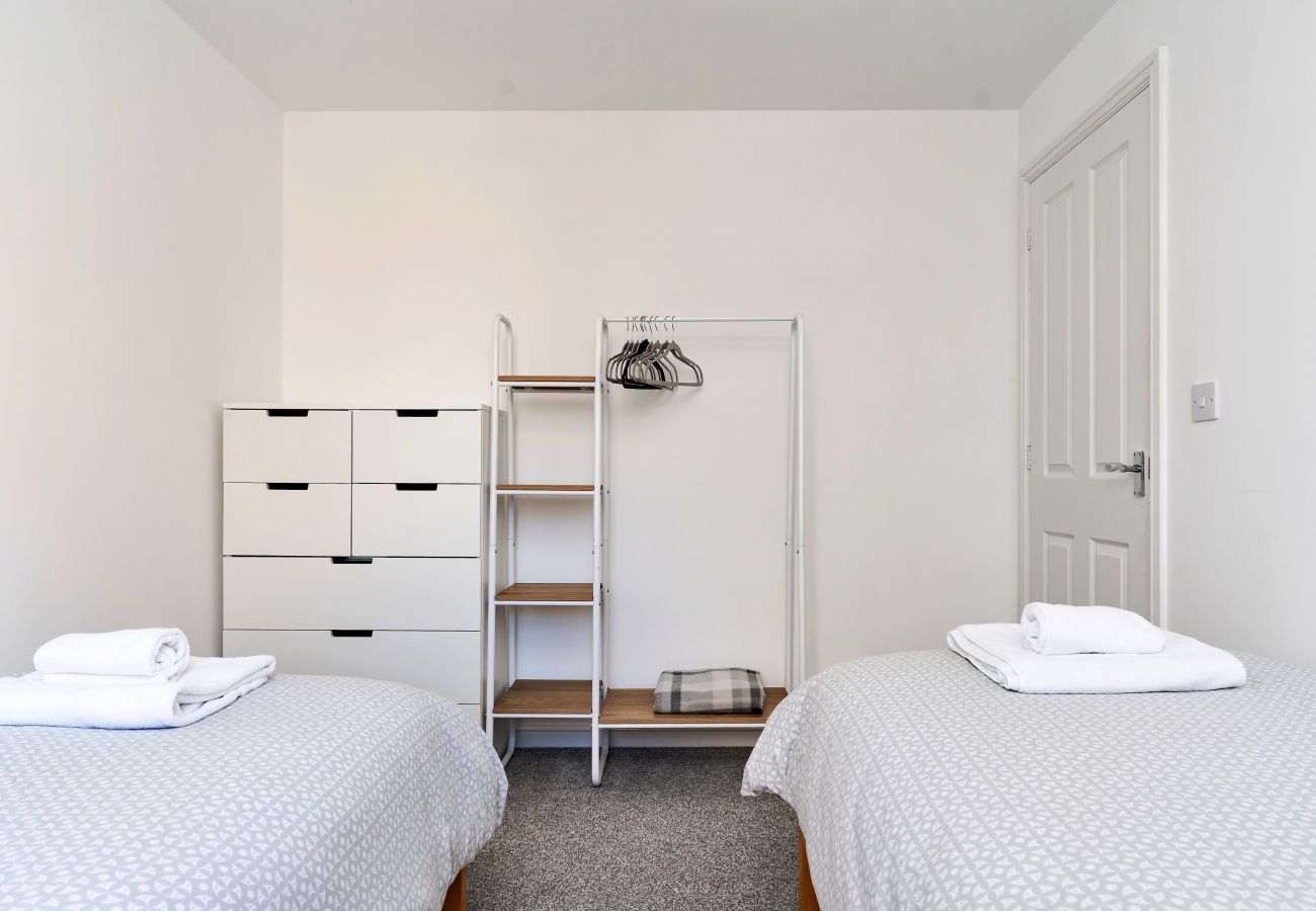 House in Llanelli - Ffordd Y Meillion