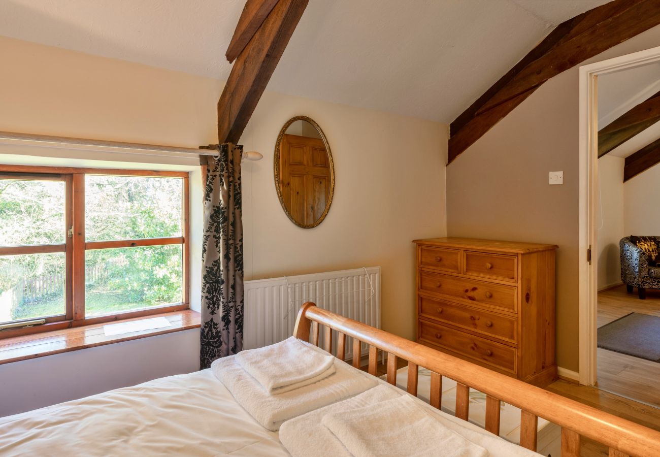 Cottage in Aylesbeare - Mill Cottage, Great Houndbeare Farm