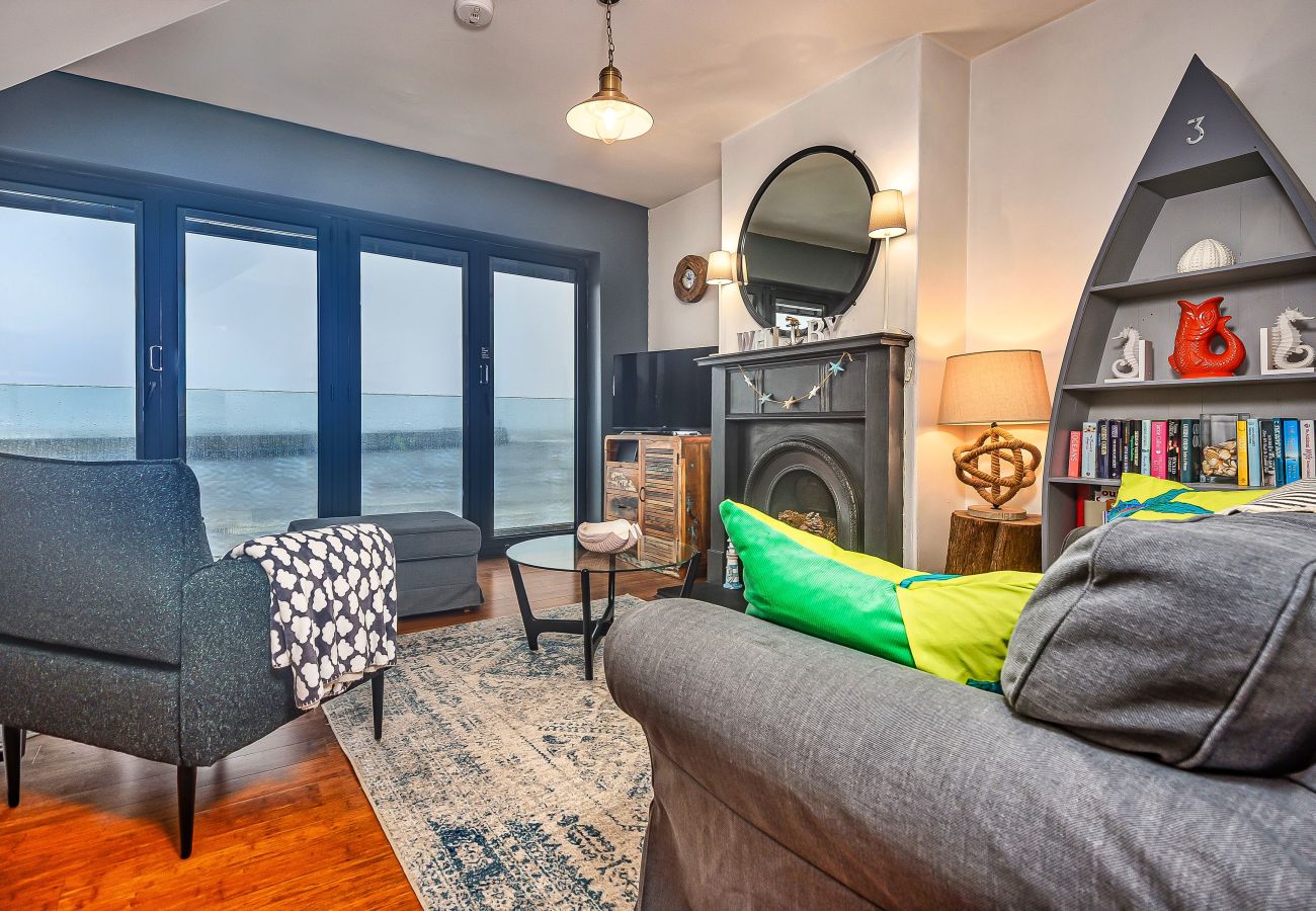 Cottage in Whitby - No.3 Sandside