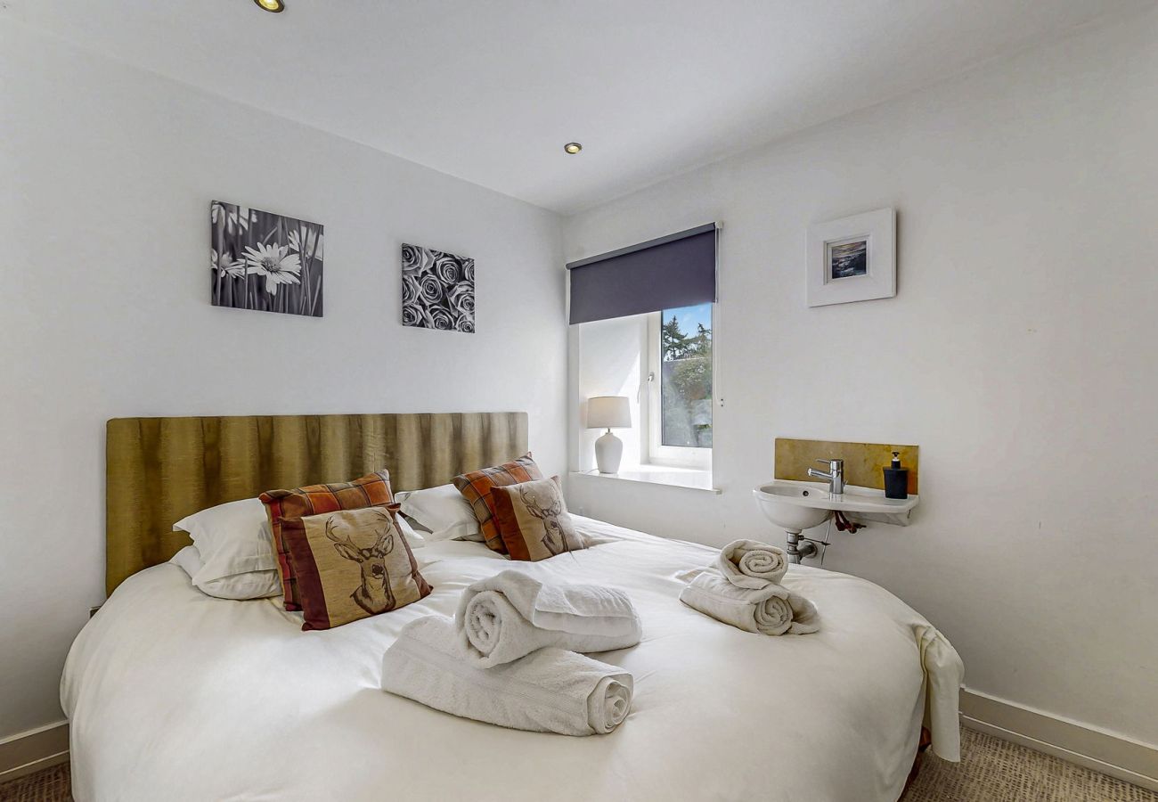 Cottage in Glendaruel - Old Barn at Ormidale House