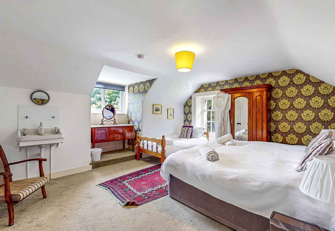 House in Glendaruel - Ormidale House