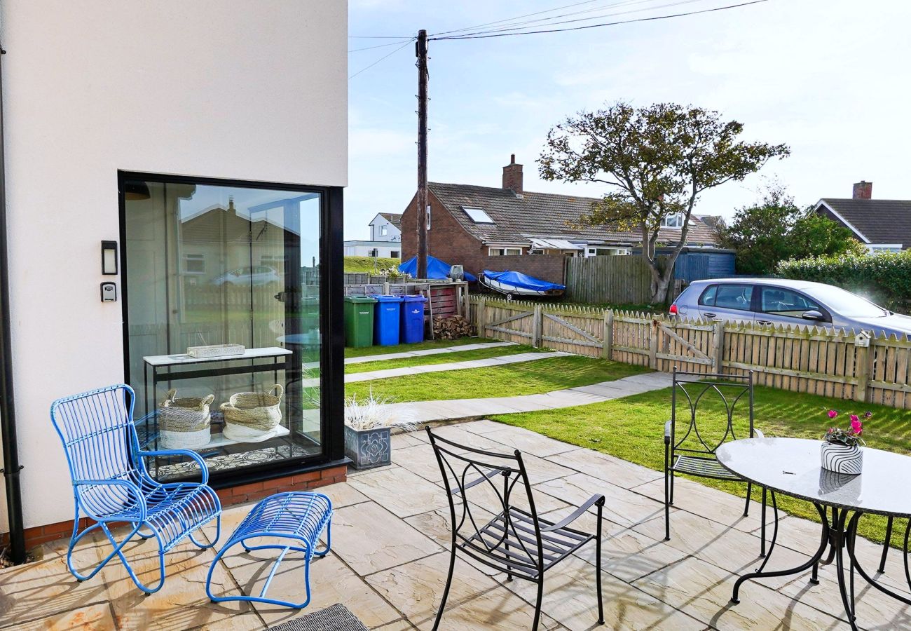 House in Beadnell - Duneside House