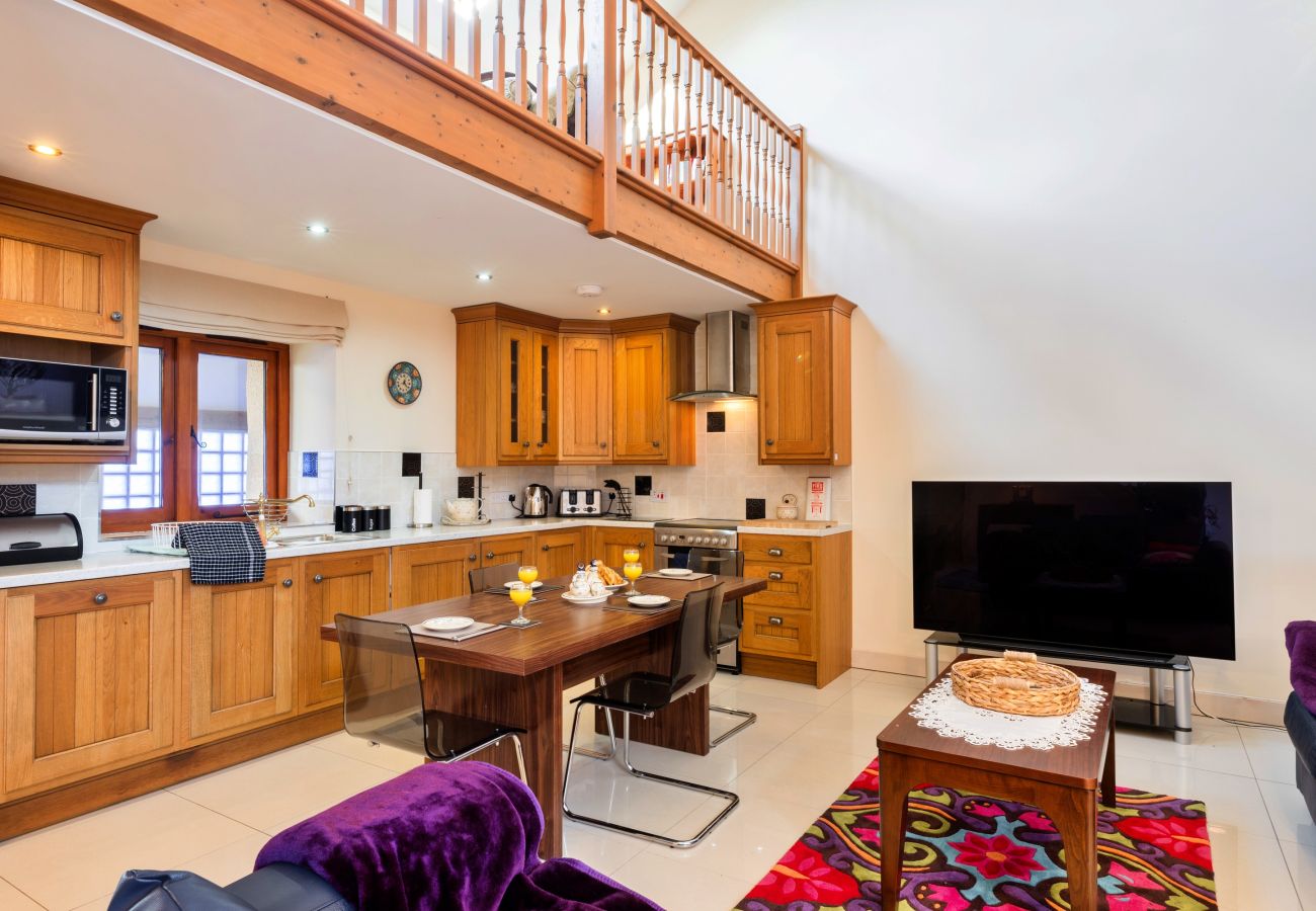 Cottage in Aylesbeare - Cob Barn, Great Houndbeare Farm